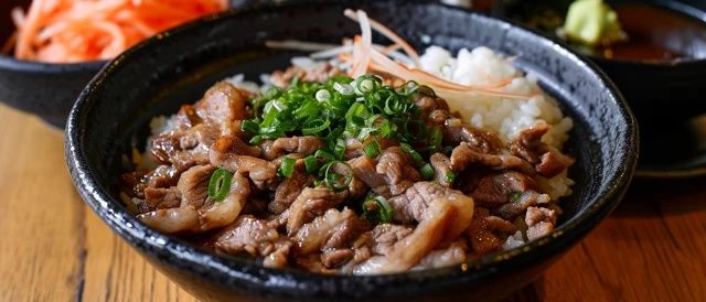 美食打卡普者黑荷花歺廳，不容錯過的當地特色菜肴！