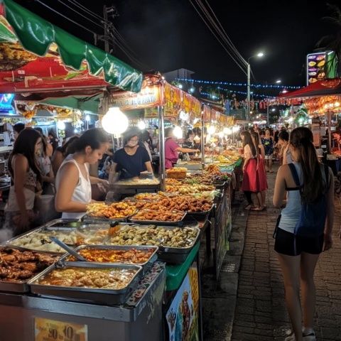 吃貨注意啦!六月美食節來襲,優惠享不停!