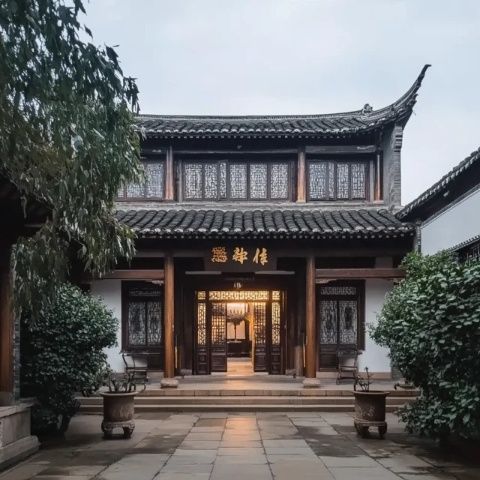 重游夫子廟：青春記憶與時代變遷