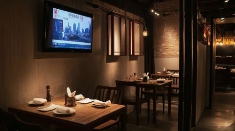 大笪地港式燒臘，一家主打港式燒臘的美食城檔口，算是家挺新的店，開業也就兩年多
