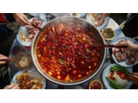 舌尖之旅：中國美食國際化進程與全球文化交融