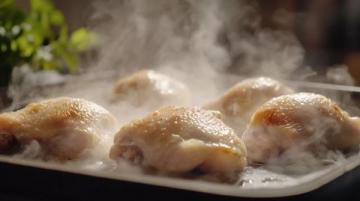 揭秘雞肉鮮美之道:甘松、千年健與肉桂的神奇調味術