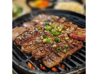 探店秋意濃想吃肉？藏在居民樓里的炭火烤肉·性價比之王·肉食者的天堂