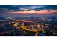 昆明四月，滿城都是紫色的海洋