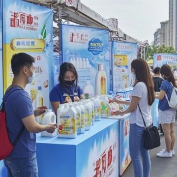 趙一鳴零食風(fēng)靡東莞背后:高倒閉率與經(jīng)營困境分析