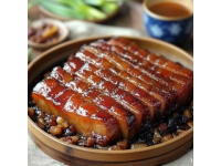 色澤金黃誘人!排骨年糕這樣做最好吃，外酥里嫩，上桌就被搶光
