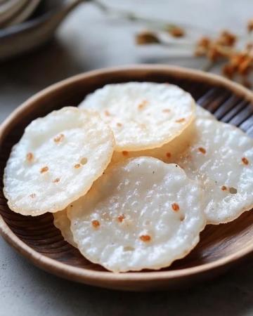 我還記得小時(shí)候愛(ài)吃的糍粑,長(zhǎng)大后依然深愛(ài)著這道小吃