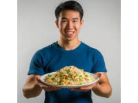 美國少年異國蛋炒飯奇遇：中西合璧美食之旅