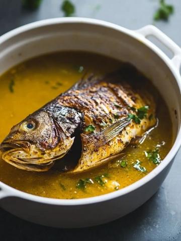 不清蒸鯽魚(yú)的做法，不讓湯汁少得流水，干香不腥，瞬間被掃光