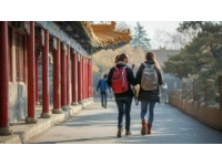 開(kāi)封老河美食街人氣攤位揭秘：口碑與熱度的較量