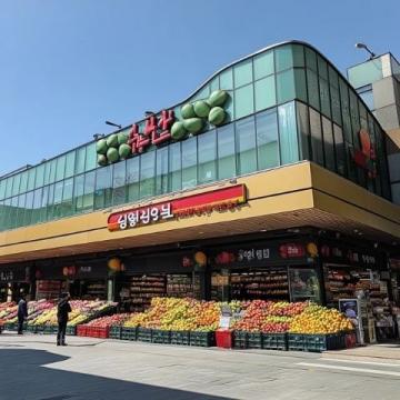 珠市口的豐澤園總店路過很多次,第一次去吃豐澤園卻是在南禮士路分店