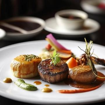 探尋美食文化，感悟人生百態(tài)：品萬般佳肴，悟四季風(fēng)光