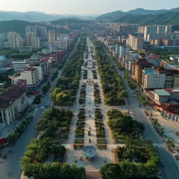 3天湖南吉首市旅游計劃,結合最新攻略和交通信息整理