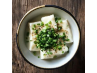 色澤乳白口感細(xì)膩：一品豆腐的獨特魅力