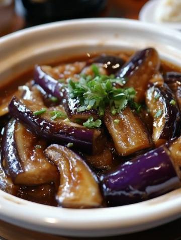 東北經典家常菜：鯰魚燉茄子的做法詳解