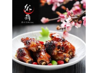 春日限定！自制經典炸醬面：肥美五花肉與傳統醬料的完美融合