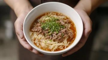 泰州牛牛生煎秘制食譜：肉餡豐盈，湯汁濃郁制作教程