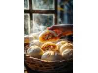 江城深夜美食傳奇：二七路榮華煎湯包二十年風味不減