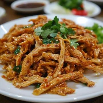 家庭版高筍炒牛肉絲的做法，簡單快手，上桌就被搶光光！
