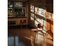 支教老師自費請學生吃炸雞，一個女孩悄悄提問令人心酸
