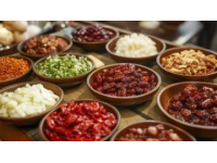 在云南麗江，有一種令人難以忘懷的美食——臘排骨火鍋