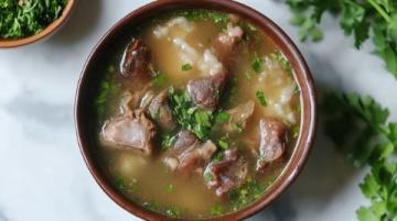 如何制作鮮美可口的西湖牛肉羹？步驟詳解在這里