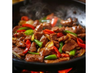 晚餐吃啥好？推薦一道牛肉炒青椒，鮮嫩多汁停不下嘴！