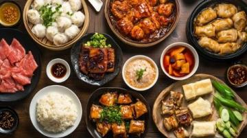 長沙校園食堂驚現(xiàn)臨期食品，家長憤怒揭露病毒隱患