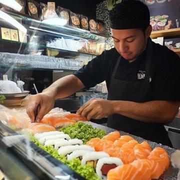 為什么日本的鐵板燒是高級料理,中國卻成了小攤貨?