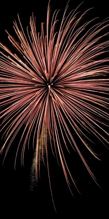 點亮夜空，共賞璀璨煙花時刻！
