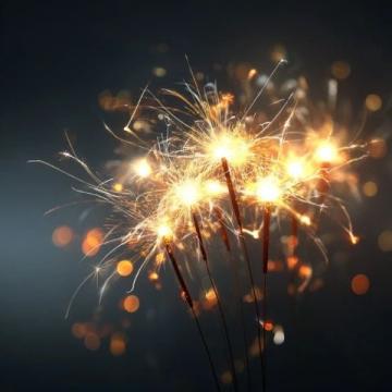 點亮夜空，共賞璀璨煙花時刻！