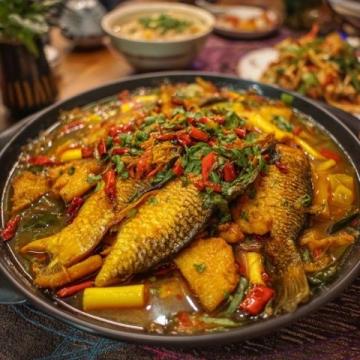 黃燜雞:打工人的快捷美食盛宴