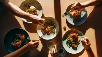 解鎖你的廚藝天賦：從零失敗快手菜到健康輕食主義