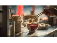 身為一位在昆明扎根五六年的資深吃貨，我踏足過無數美食勝地