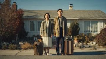 欺人太甚!昨天,定居美國(guó)8年的大伯帶一家人回國(guó)