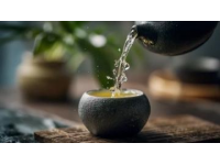 西藏特色甜茶做法詳解：紅茶與奶粉的完美融合