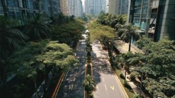 住進(jìn)吉隆坡市區(qū),近距離欣賞雙子塔美景