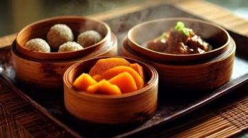 甘肅特色小吃盤點:從牛肉面到呱呱,不可錯過的美味之旅