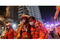 泉州惠安多部門聯(lián)動(dòng)舉行大規(guī)模商業(yè)廣場(chǎng)應(yīng)急救援演練，提升突發(fā)火災(zāi)應(yīng)對(duì)能力