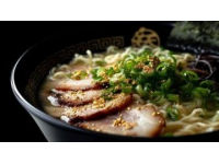 揭秘東北烤冷面全國爆紅的秘密：街頭文化下的美食傳奇