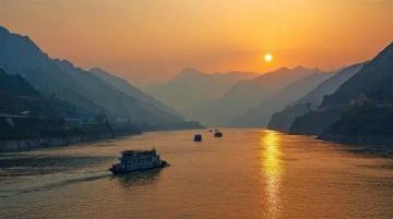 2日神農架深度游攻略:神農頂與大九湖全景體驗