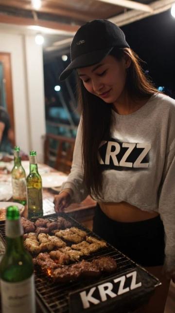 柳州華潤路夜市火爆：小吃云集人氣旺
