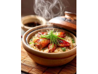最近網(wǎng)上又掀起一波地域美食大戰(zhàn)，刷到個上海網(wǎng)友銳評河南美食太粗糙走不出省