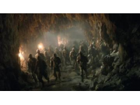 洪崖洞人潮涌動(dòng)，我與時(shí)間賽跑的一刻