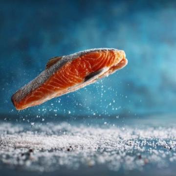 高磷食物推薦：堅果類、動物內臟、海鮮、粗糧類、奶制品等