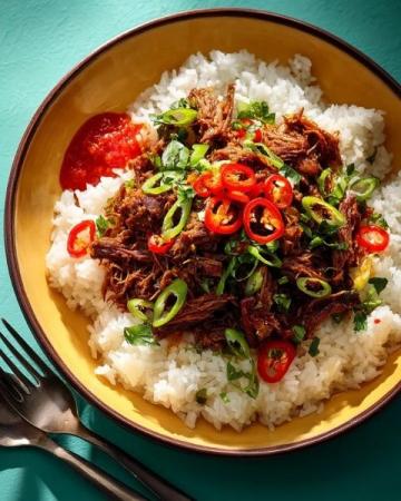 春夏必備！菠蘿拌牛肉食譜：酸甜鮮香，簡單易做營養滿分