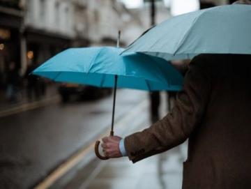 風雨無阻的外賣小哥：背后的辛酸與堅持