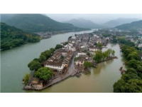 銅仁古城，位于貴州省銅仁市碧江區(qū)中山路185號(hào)，是銅仁市的一顆璀璨明珠