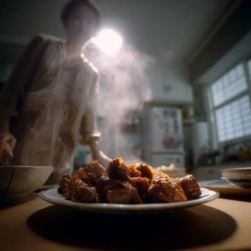 嵊州老灶頭的煙火氣：干菜燒肉，一碗飯里的鄉愁與夢想