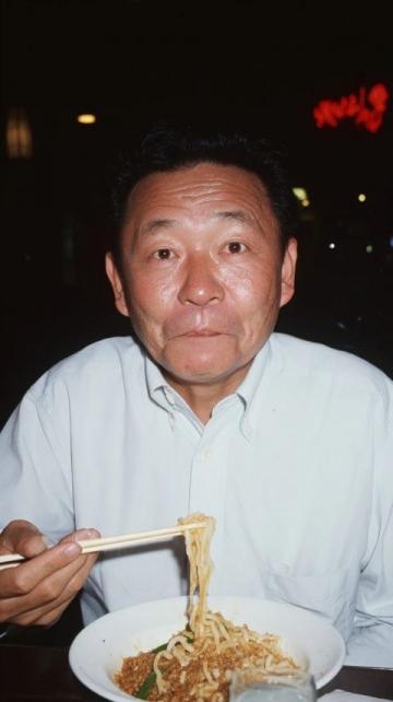 揭秘蟹黃面暴利：親測3000碗，還原蟹黃醬真實成本